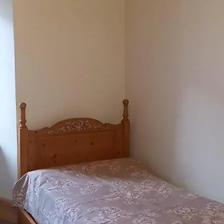 Chaleureuse Maison Entierement Renovee