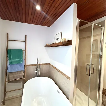 Holiday home Chaleureuse Maison Entierement Renovee Brezons