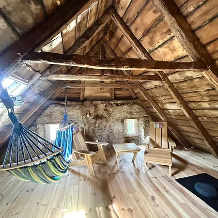 Chaleureuse Maison Entierement Renovee Brezons
